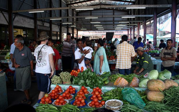 sigatoka shopping trip warwick